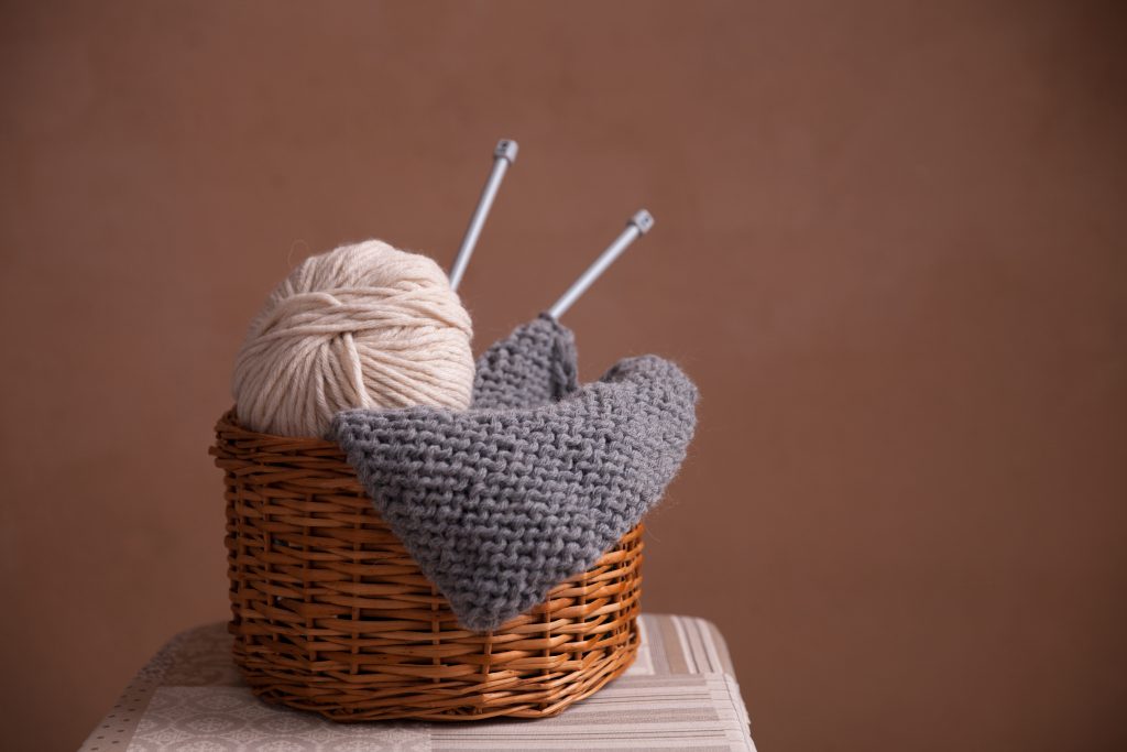 Prep Article 3 Yarn Balls – Knit and Sew Knitting Machines